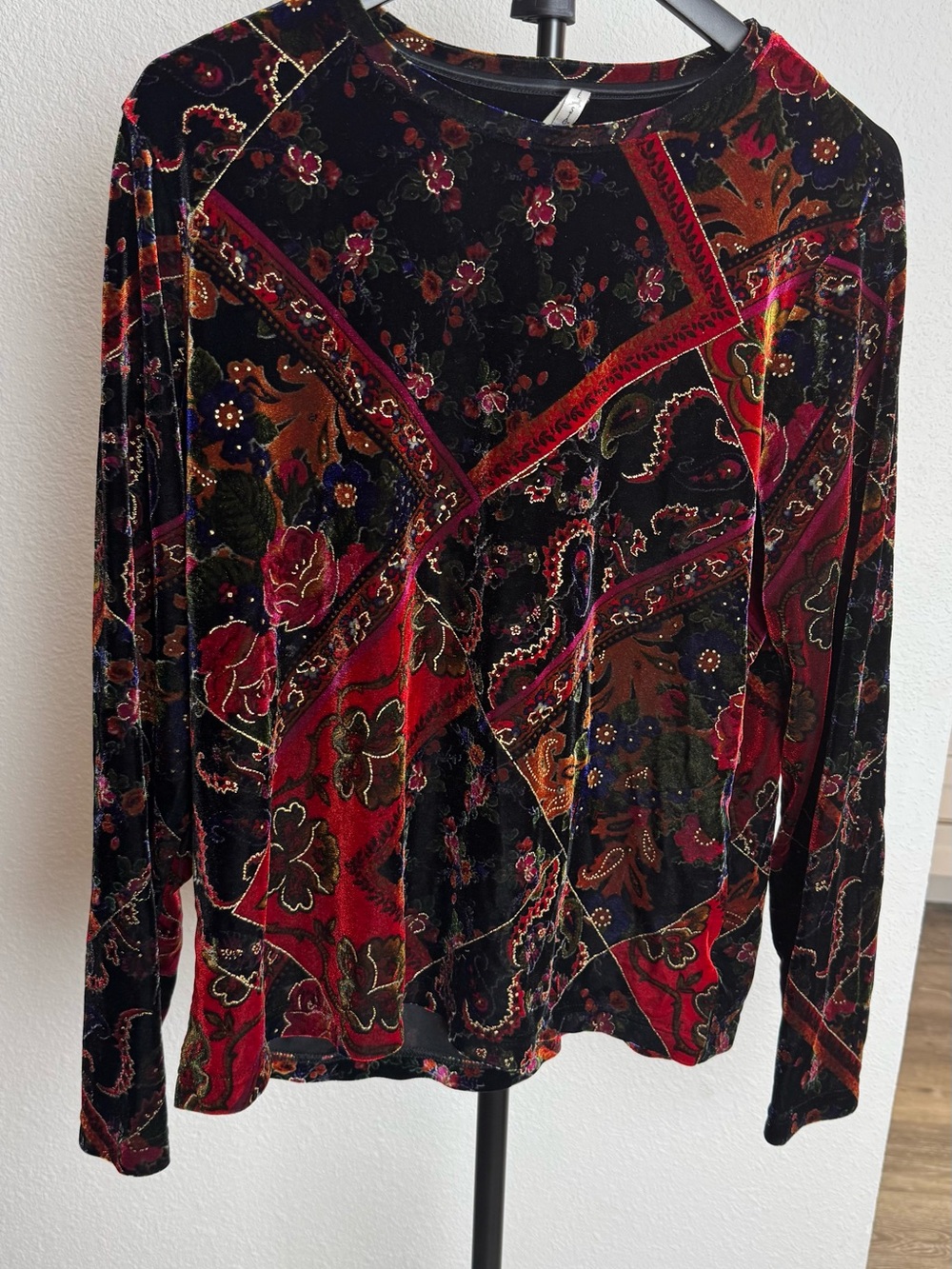 Vintage y2k multicolored paisley patterned velvet white stag blouse size large - Picture 1 of 5